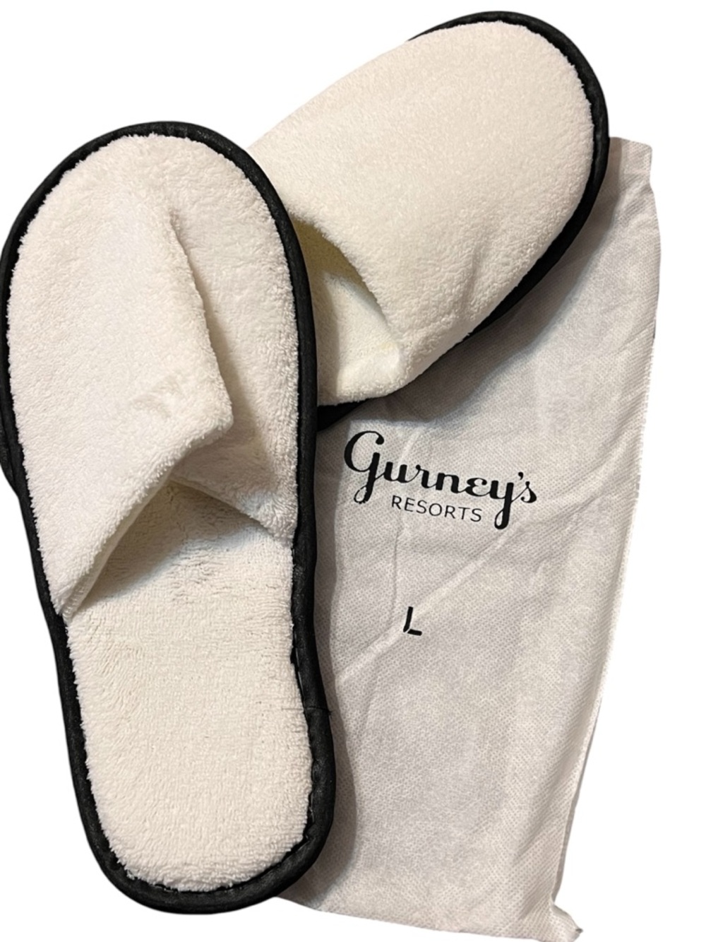 Gurney's Resorts Luxury White Spa Slippers with Travel Bag - Size L - NWT Unisex